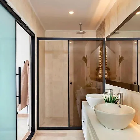 Villa Yesilkoey 2 Bedroom Secluded With Private Pool Hot Tub *