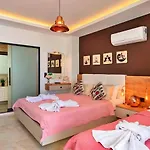 Yesilkoey 2 Bedroom Secluded With Private Pool Hot Tub Villa