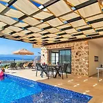 Villa Yesilkoey 2 Bedroom Secluded With Private Pool Hot Tub Kalkan