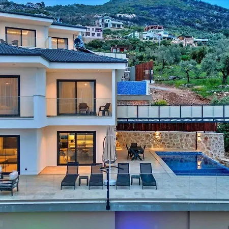 فيلة Yesilkoey 2 Bedroom Secluded With Private Pool Hot Tub